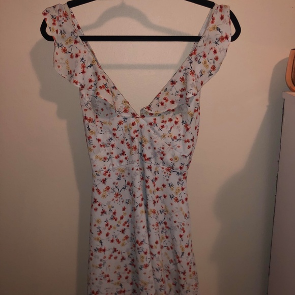 BY THE BOUQ LIGHT BLUE FLORAL PRINT SKATER DRESS - Picture 4 of 6